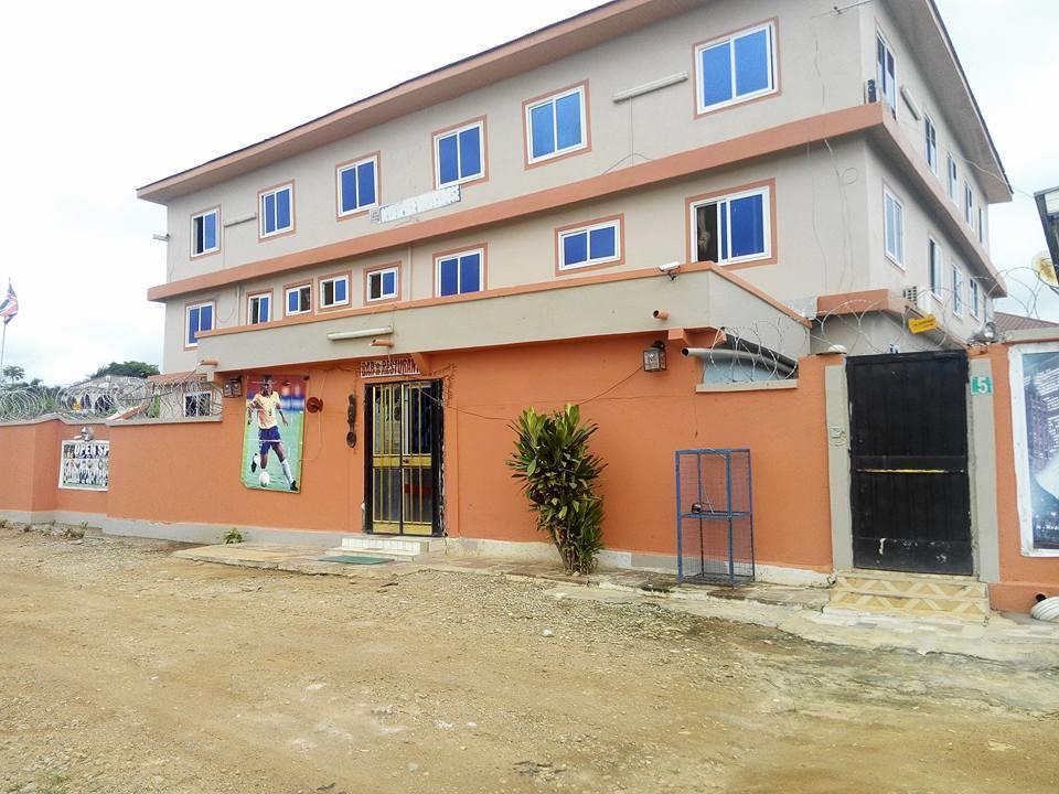 Open Space Hotel Κούμασι Εξωτερικό φωτογραφία