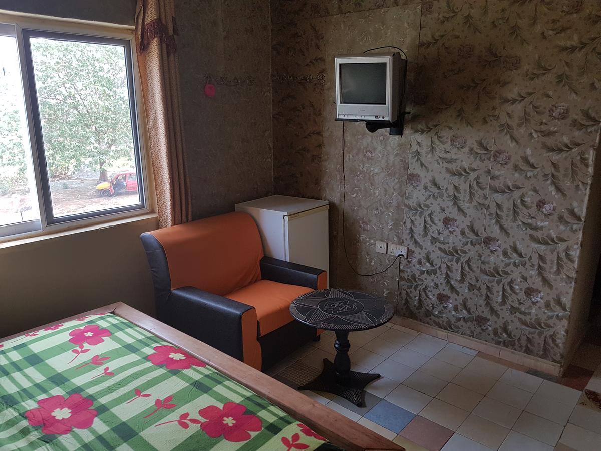 Open Space Hotel Κούμασι Εξωτερικό φωτογραφία